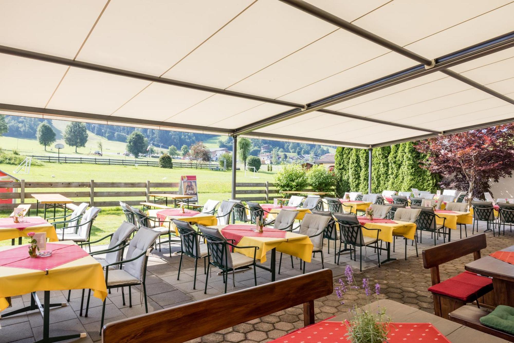 Hotel Alpenhof Вестендорф Экстерьер фото